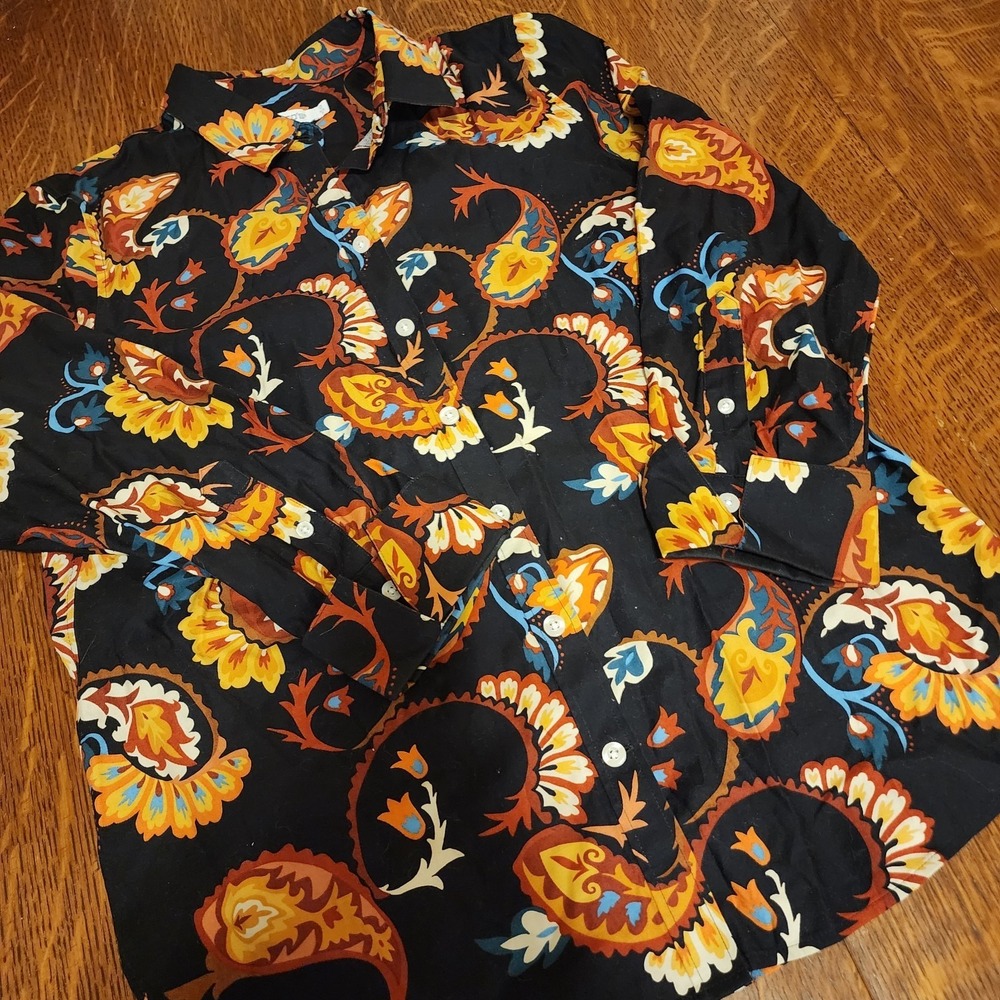 Chico's Button Up Collared Sophisticated Paisley Shirt Size 0 US 4 Lux Elevated